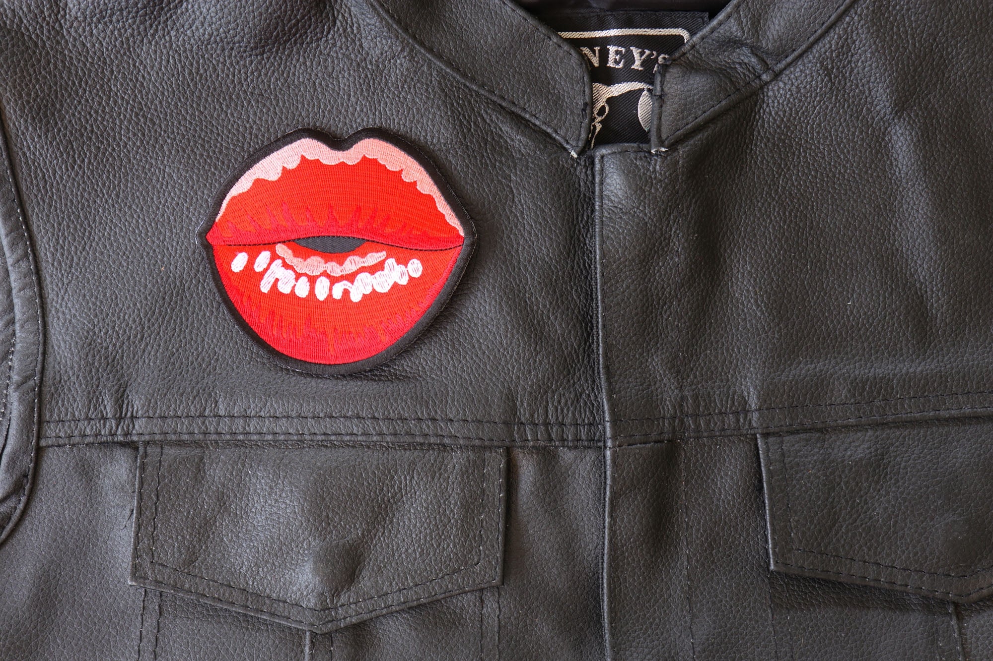 Lips Blowing a Kiss Iron-On Patch - Cute and Playful Embroidered Patch (  3 x 2.5 inches )